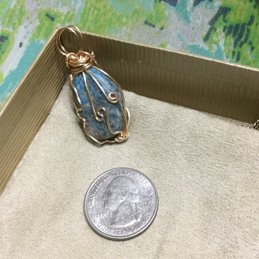 Gemstone Pendant - Picture 2 of 4
